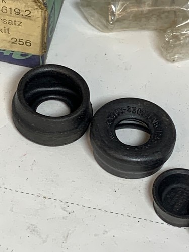 ATE Alfred Teves NOS Rear Wheel Cylinder Repair Kit 1958-67 Germany 113-698-273 - Picture 6 of 6