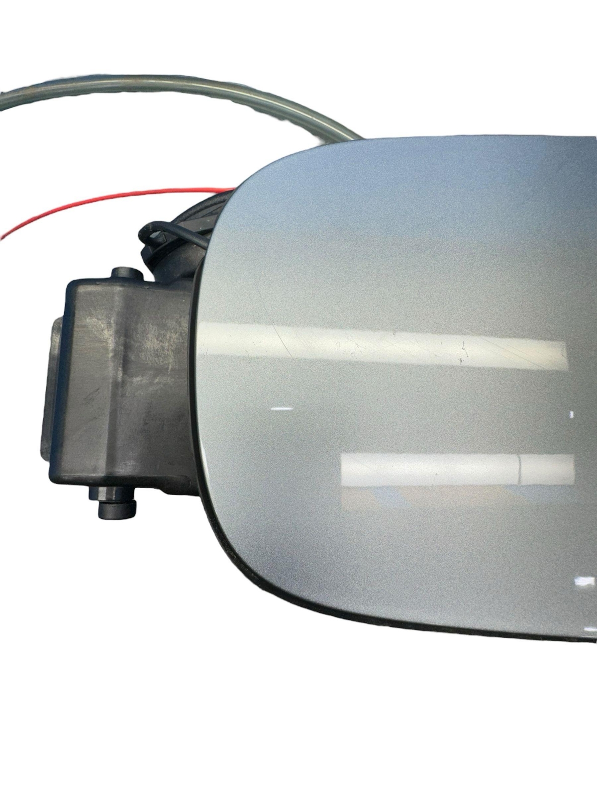 2016-2020 BENTLEY BENTAYGA FUEL TANK DOOR LID ASSEMBLY | HALLMARK 6777 *SCRATCH*