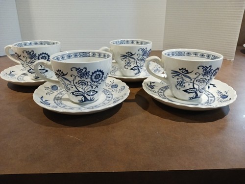 Lot Of 4 Cups 4 Saucers J&G Meakin Classic Blue Nordic White Floral England EUC