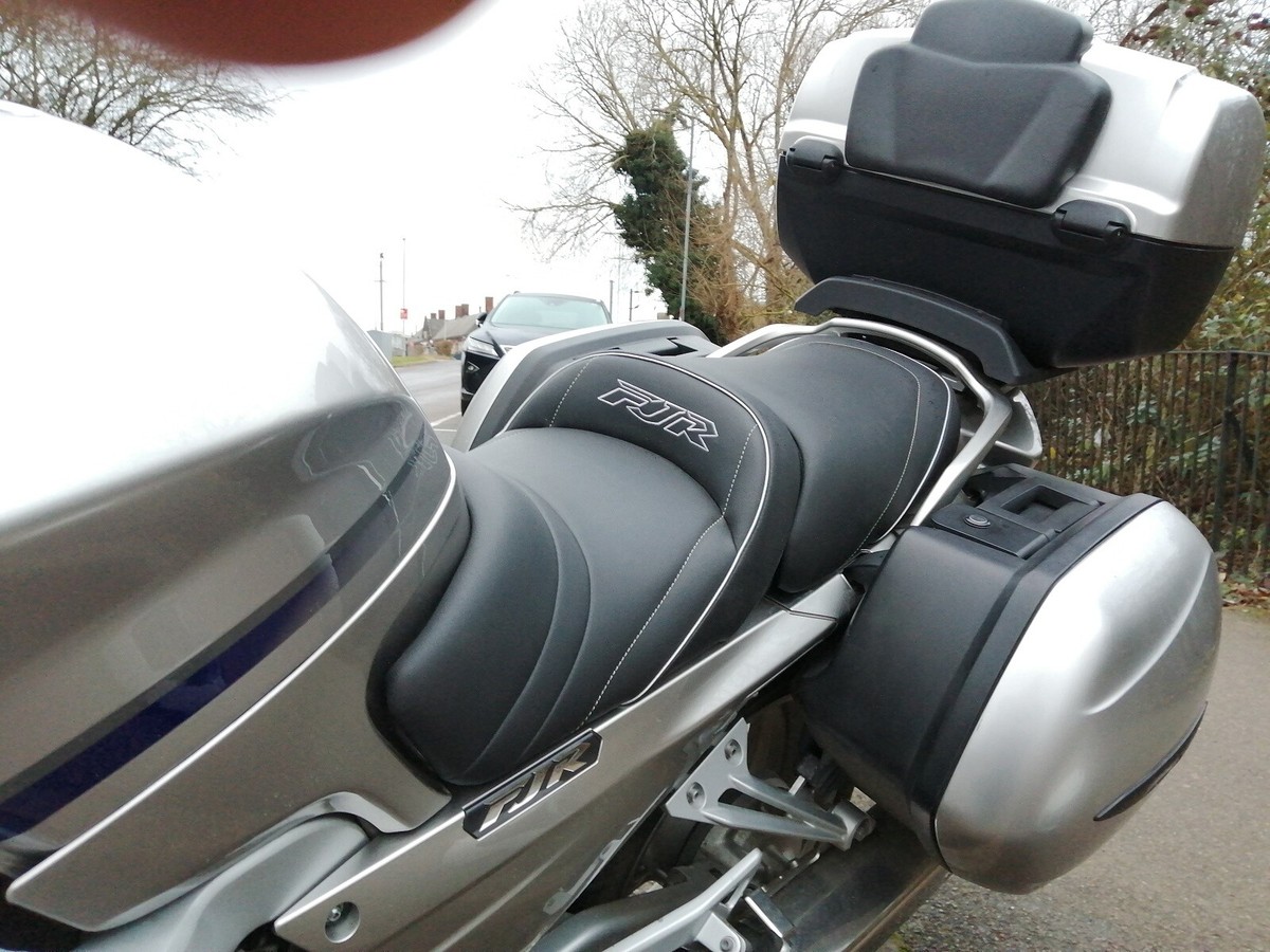 ヤマハ YAMAHA FJR1300 コンフォートシート 楽天市場】ワイズギア FJR1300 コンフォートシート