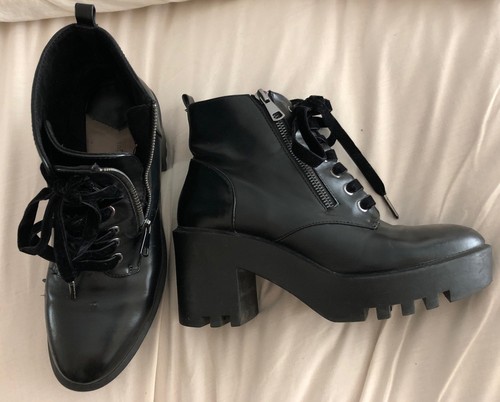 Stradivarius Damen UK-Größe 6 schwarz Schnürung Reißverschlussdetail einmal getragen