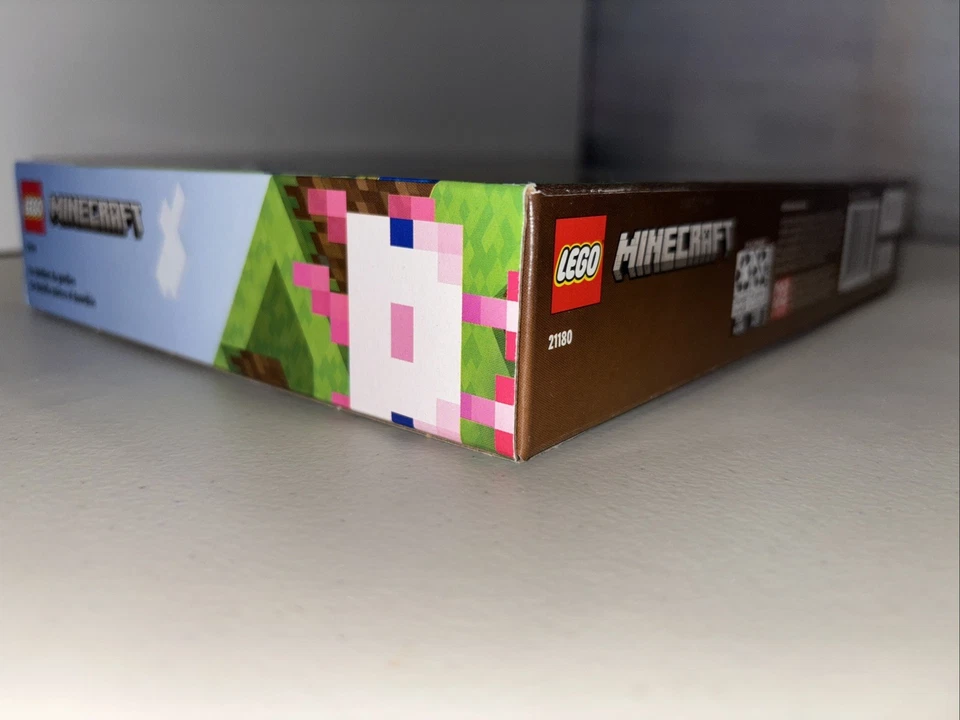 LEGO Minecraft: The Guardian Battle 21180 - Image 2 of 4