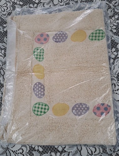 Easter Holiday Rug 30”x 20” Spring Decor Tufted Rug New / 12" Easter Egg Wreath - Imagen 3 de 10