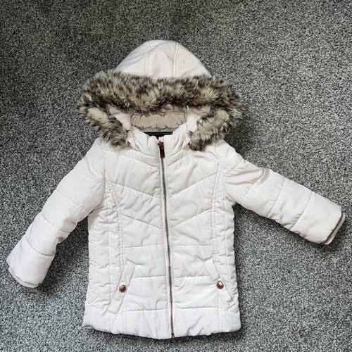 River Island wasserabweisender gefütterter Wintermantel Fellkapuze Mädchen Alter 18-24 Monate 