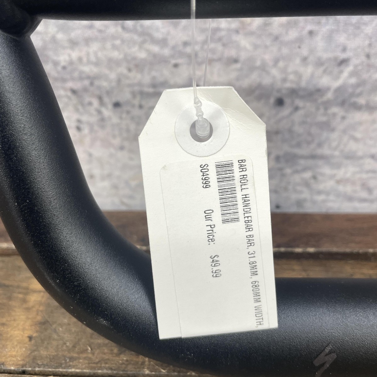 Specialized Roll Handlebar 31.8 Clamp 680mm Black Riser Bar City
