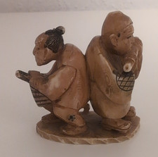 Japanische Netsuke  M&ouml;nche, K&auml;mpfer und Musiker Asiatische Kunst