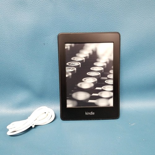 Amazon Kindle Paperwhite 5th Generation EY21 6.8" 2GB eReader Tablet (Black)