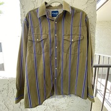 VTG Wrangler Western Long Sleeve Pearl Snap Shirt Men s XL x-Large 2-pocket