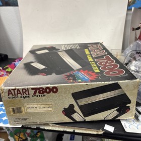Atari 7800 Video Game Console Only With Box Untested