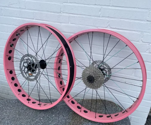 Fatbike Laufradsatz 150/197 mm 9 fach Kassette Centerlock Bremsscheiben NEU