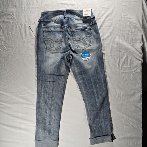 Wallflower The Ultra Fit Jeans Juniors 5/27 Reg 23.5" Crop New with Tags - Picture 8 of 9
