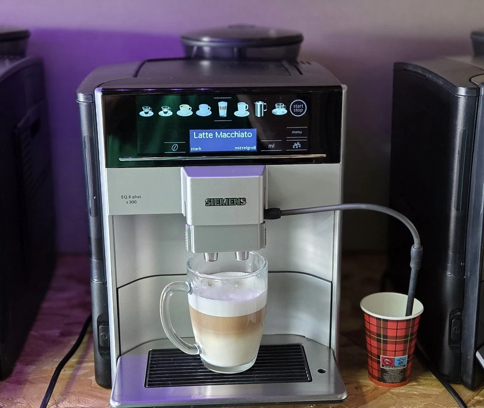 Siemens EQ.6 plus s300 Kaffeevollautomat - Edelstahl DE653501DE - Bild 4 von 4