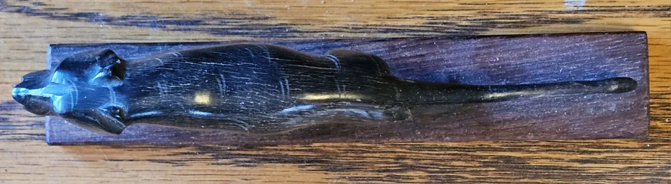 Vintage Hand Carved Disney Lion King African Water Buffalo Horn Lion Sculpture  - Image 3 of 4