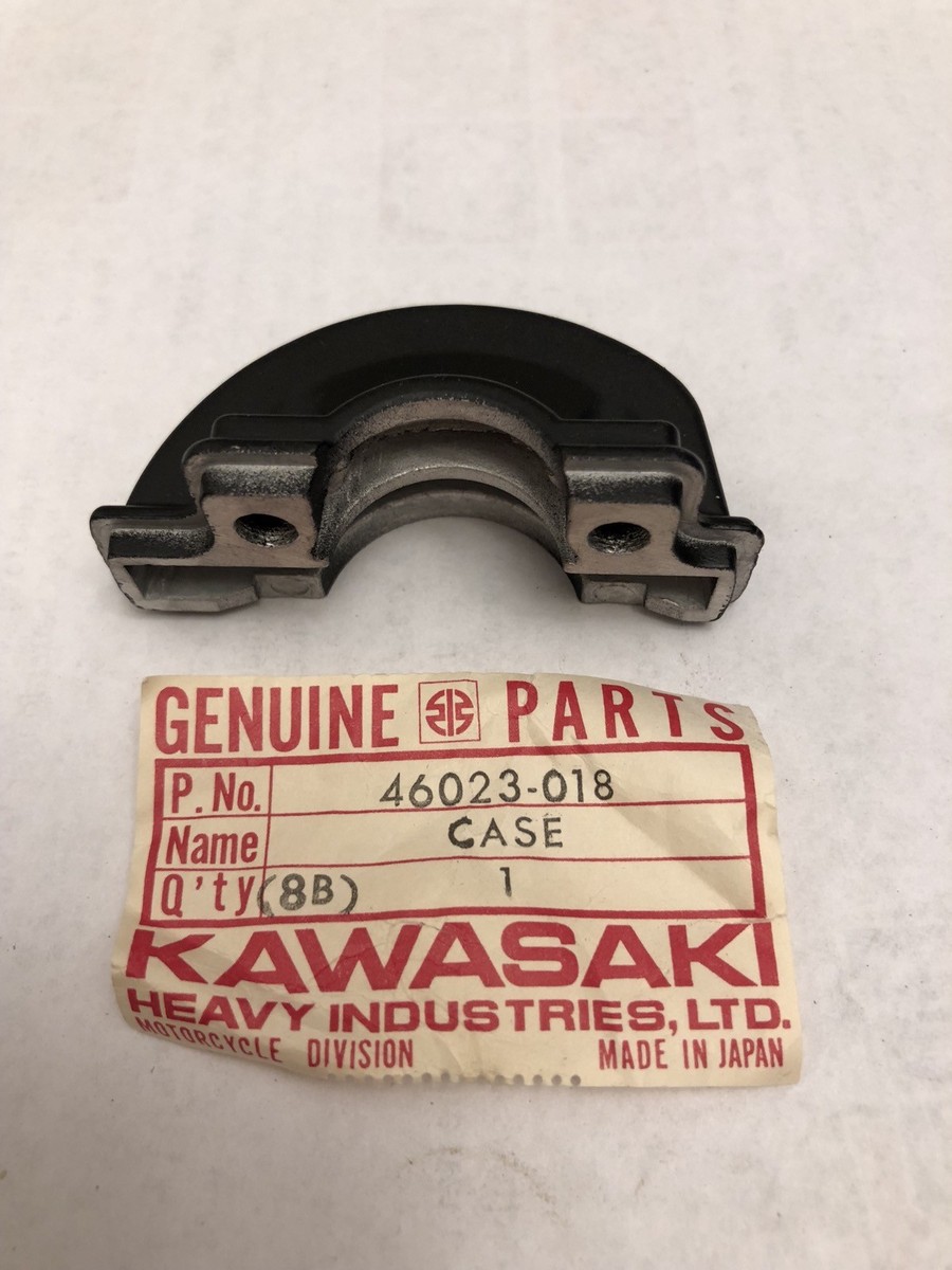 Kawasaki NOS NEW 46023-018 Lower Right Lower Case KD KX KD175