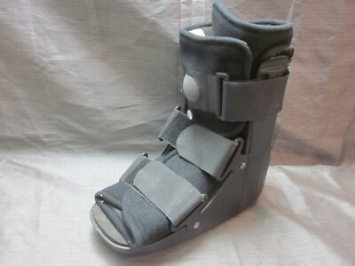 DeRoyal Inflatable Walking Boot Foot/Ancle Brace Black Size Medium