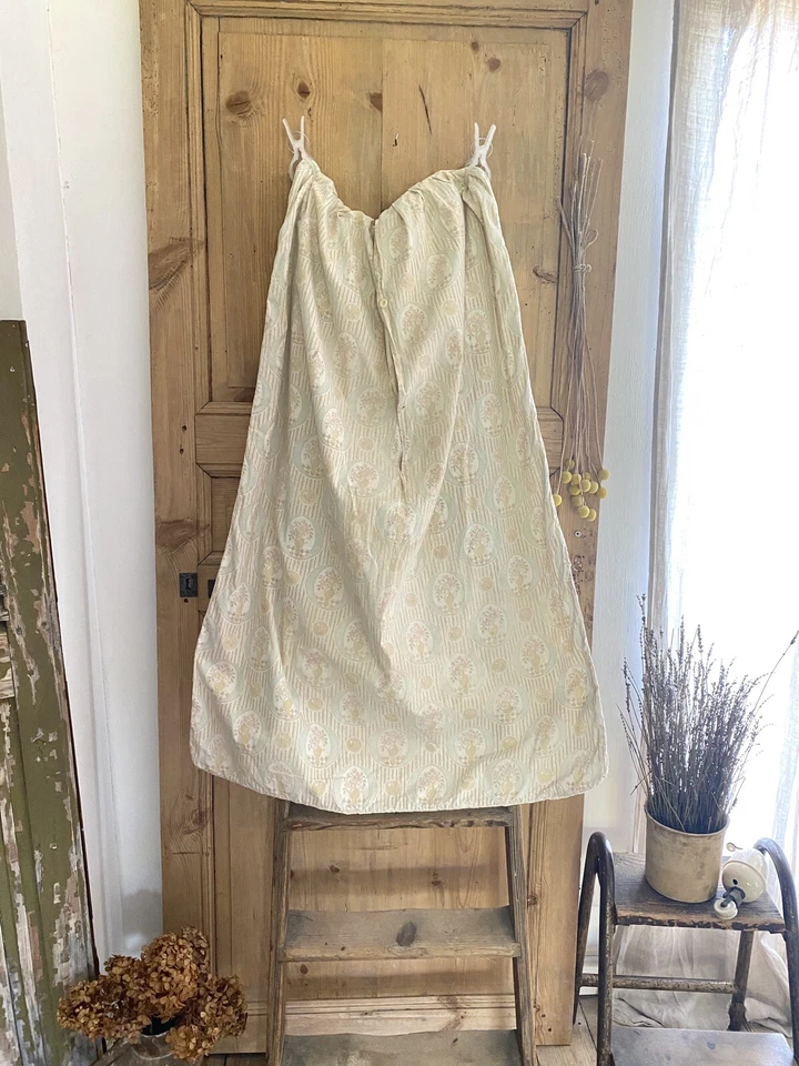 Antique French LONG PILLOW COVER medaillon FLORAL STRIPED cotton gathers c1920 - Image 2 of 4