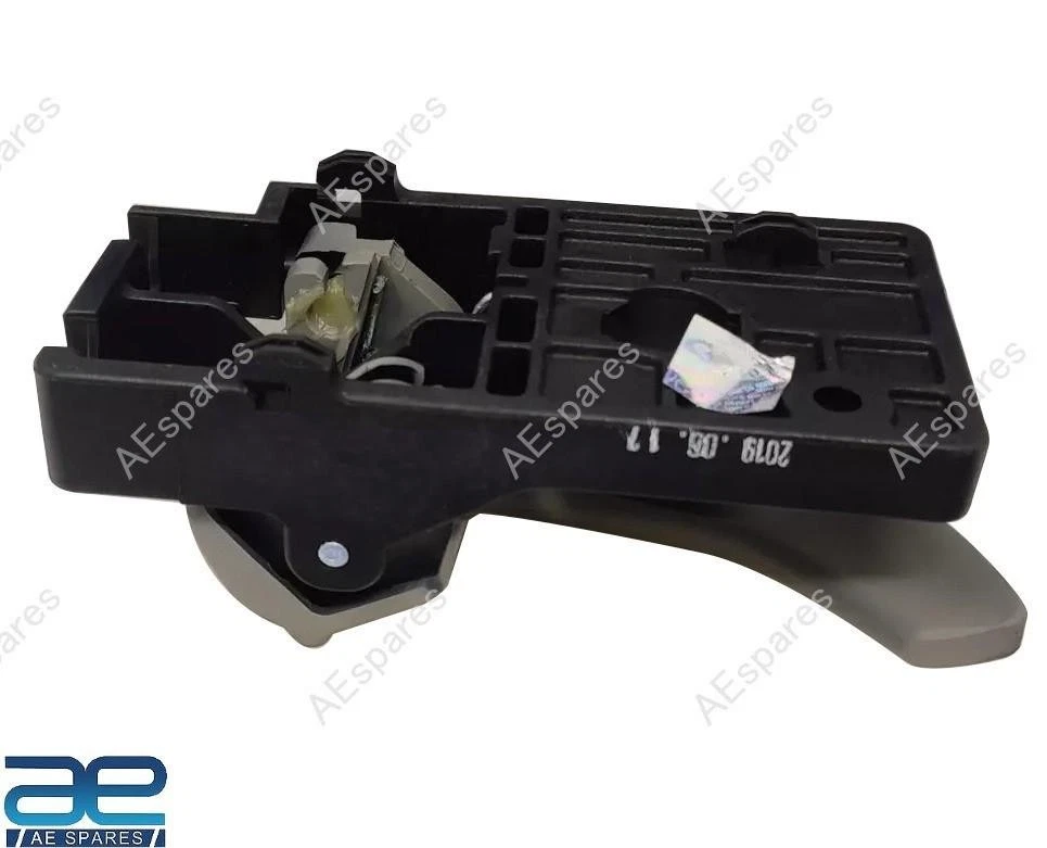 Interior Door Handle Assembly LH For Hyundai Tucson 1st Gen 2004-05 826102E000DD view 4