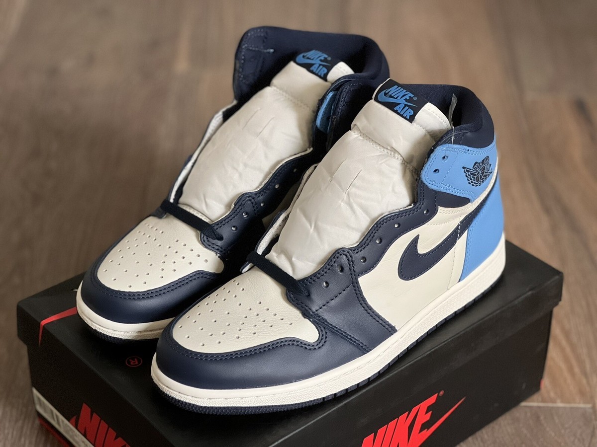 Air Jordan 1 Retro High Obsidian UNC University Blue 555088-140