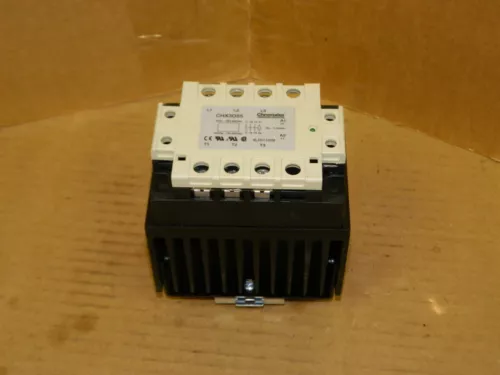 CHROMALOX CHX3D55 SOLID STATE RELAY WITH HEAT SINK 339362 SSR3-251 600VAC