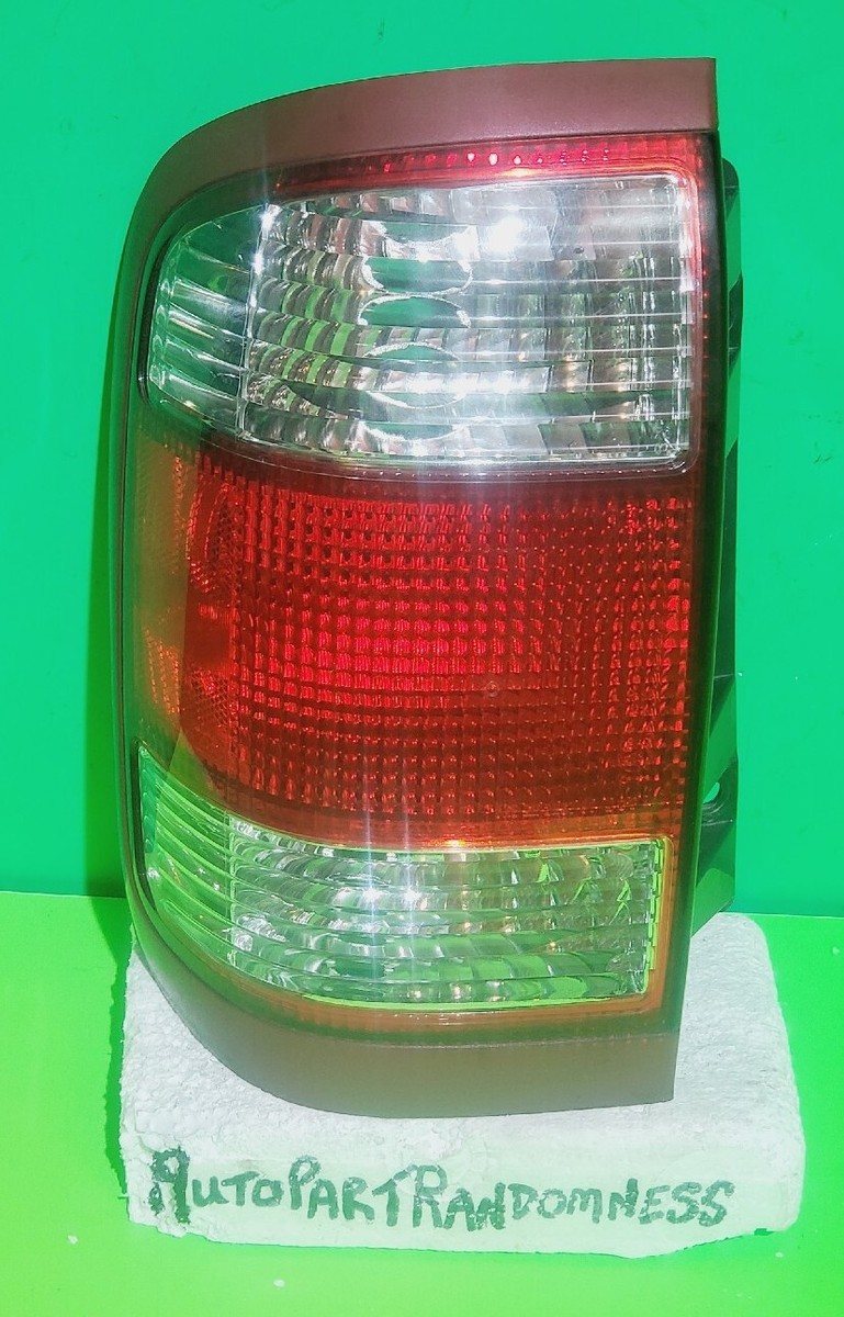 1999 2000 2001 2002 2003 2004 NISSAN PATHFINDER LEFT SIDE FOG LIGHT