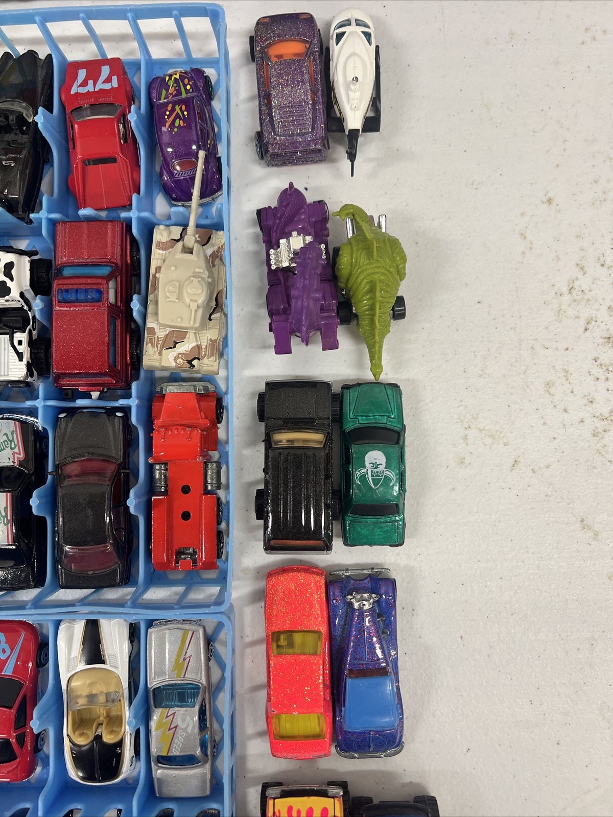 Lot of 60 Vintage Hot Wheels & Matchbox Cars from 70s/80s/90s W