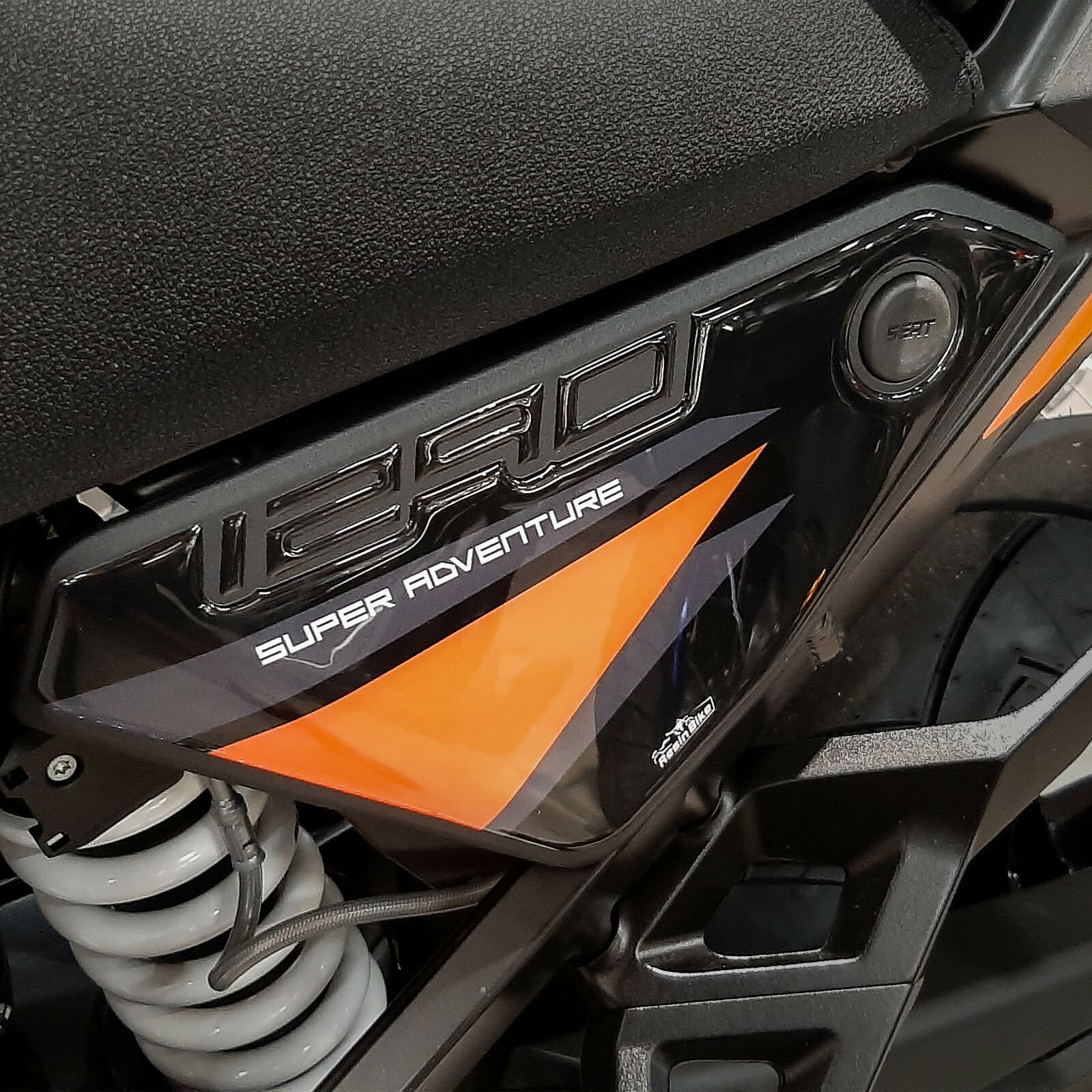 Adesivi 3D Resin compatibili con KTM 1290 Super Adventure S R 2021 Cassa Filtro