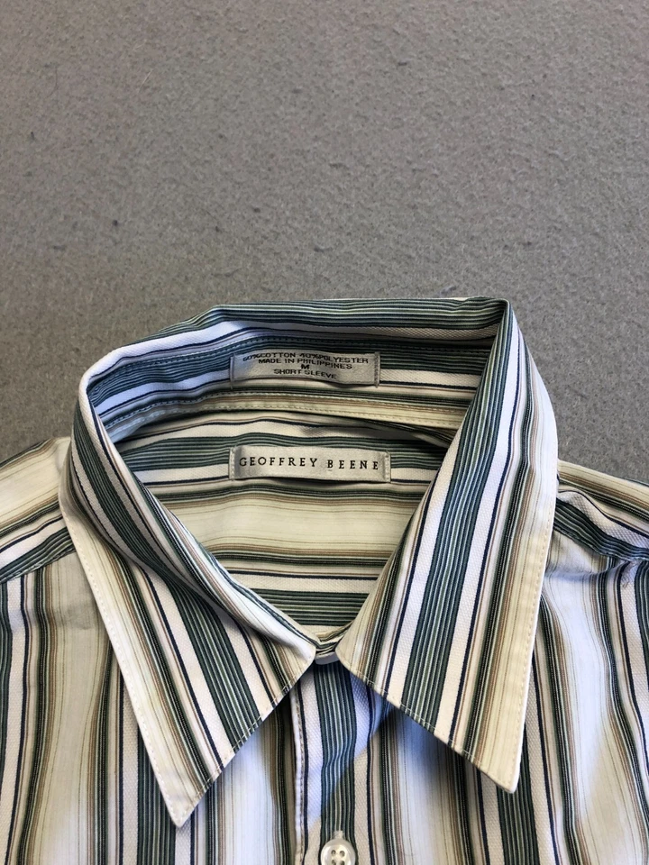 Geoffrey Beene 男式纽扣衬衫中号复古条纹口袋领 — 第 2/4 张图片