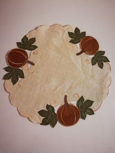 2pcs-Thanksgiving-Embroidered-Pumpkin-Cut-Work-Organza-Lining-Placemat-16-034