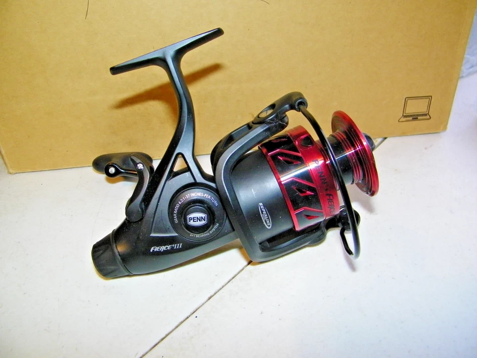 Carrete de pesca giratorio Penn Fierce III Live Liner arrastre frontal Foto 3 de 4