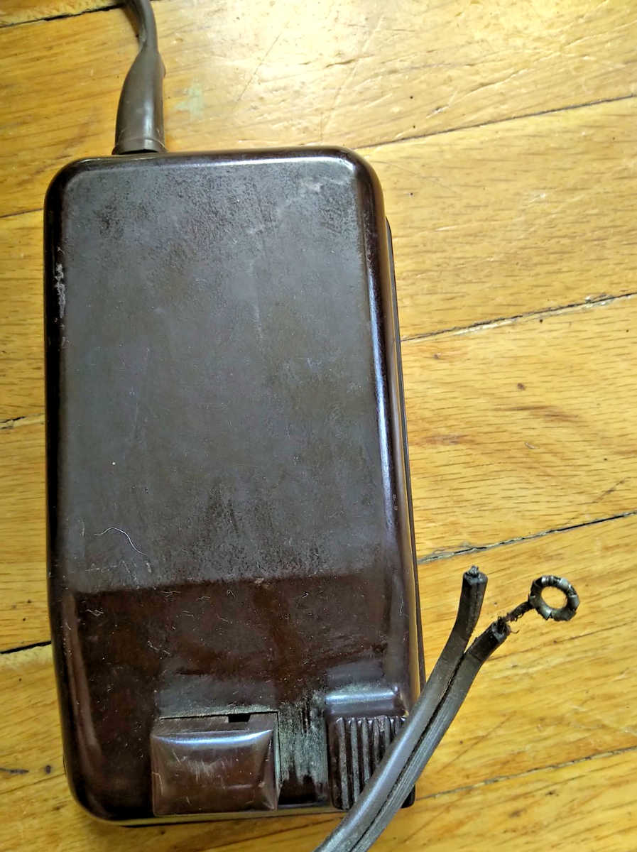 ✳︎SOLD OUT !! ✳︎ SINGER Sewing Motor Controller Foot Pedal Brown No 194828 for sale