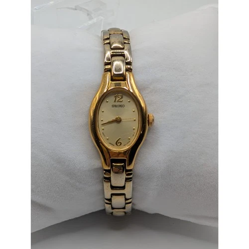 Women’s Seiko Gold Tone Quartz Watch 29mm Stainless Steel Bracelet WR Vintage