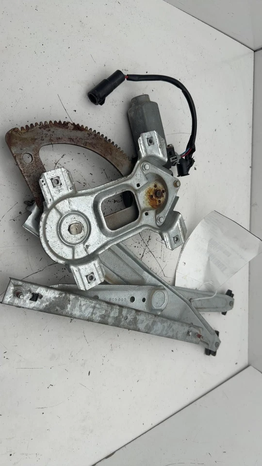 2000-2010 FORD F350 SD PICKUP Power Window Motor Ford Right - Image 4 of 4