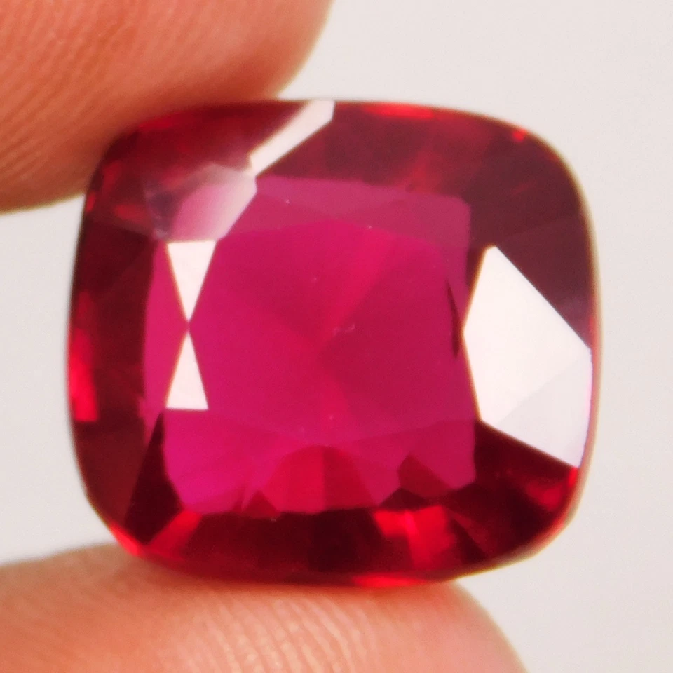 Piedra preciosa suelta corte radiante rubí rojo natural Mozambique de 15,50 quilates certificada Foto 4 de 4