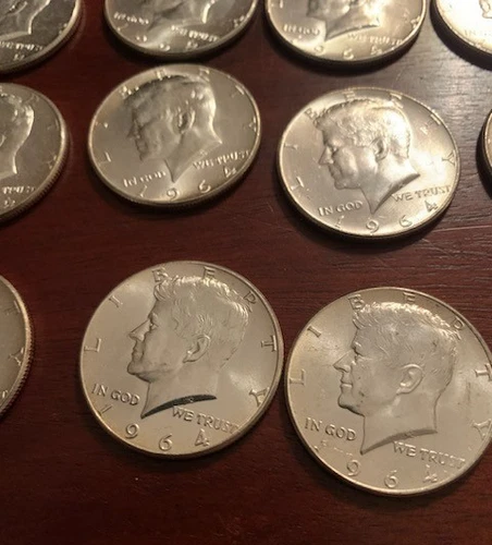 1964 50C Kennedy Half Dollar AU NO MINT MARK