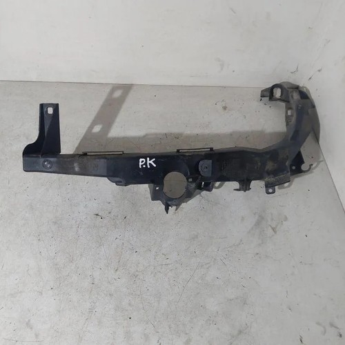 BMW 3 E90 Rechte Scheinwerferhalter 7138401 3.00 Diesel 180kw 2011 34316750