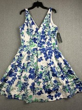 Lauren Ralph Lauren Dress Womens 14 White Multi Floral Fit Flare V Neck NWT