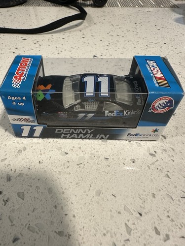 Denny Hamlin 2007 Motorsports Authentics 1/64 #11 FedEx Kinko's Toyota Diecast - Picture 1 of 4