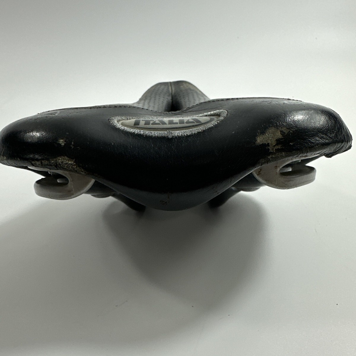 Selle femme ITALIA route vtt vae Lady E-Bike Gel Flow L 160 noir décor gris