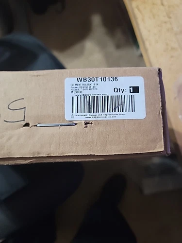 WB30T10136 Range 8" Surface Element