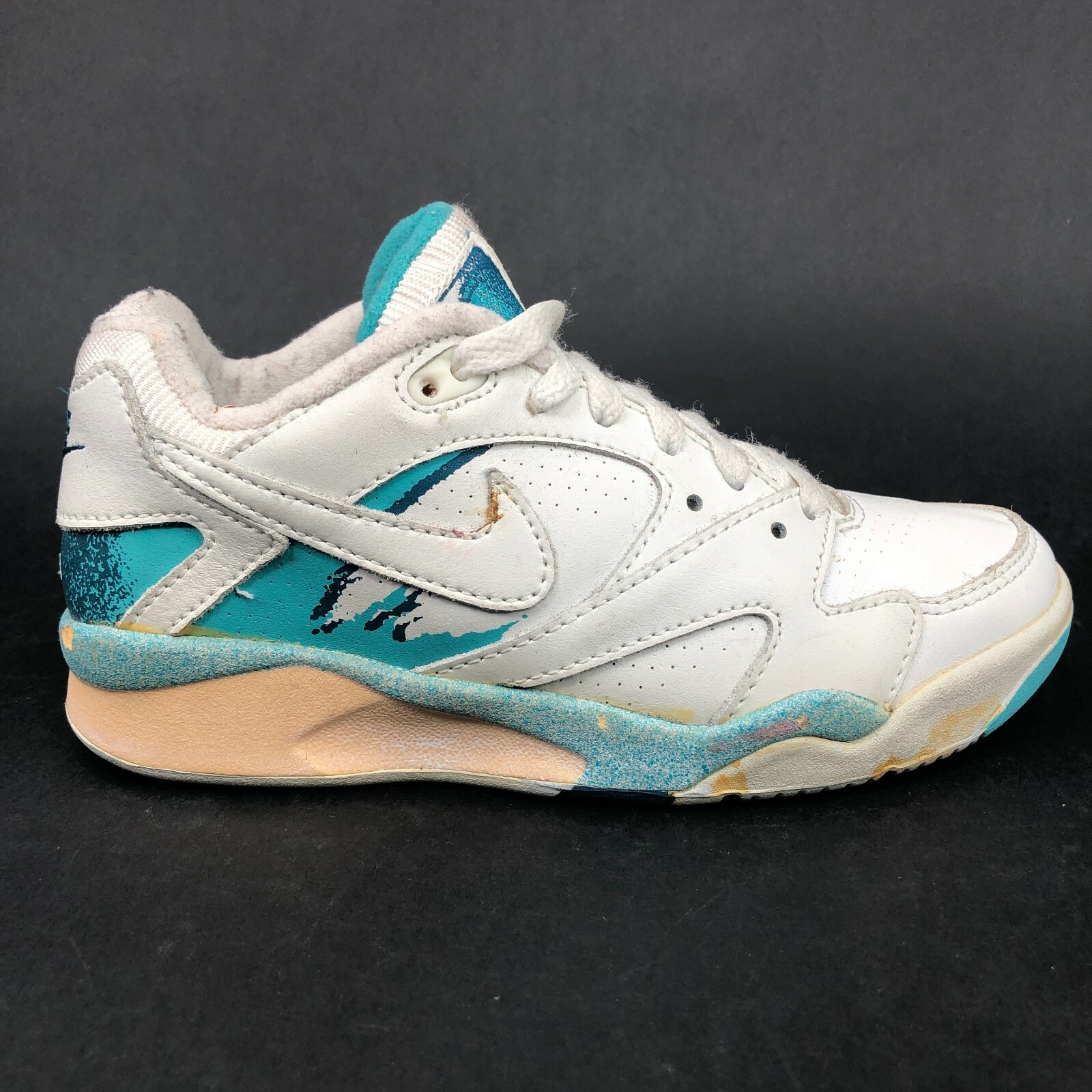 nike air challenge pro low