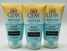 3 neutrogena deep clean shine control daily scrub 4.2oz ea scuffed bottle