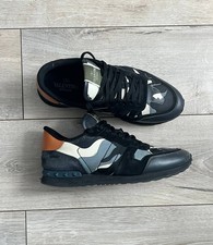 Valentino Garavani Men s Rock Stud Rock Runner Camouflage Lace Up Sneaker US 10