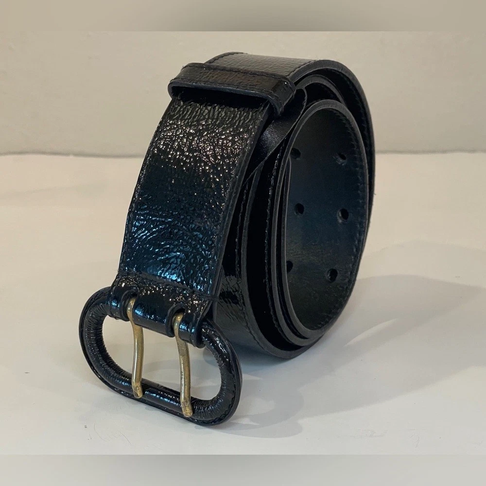Saint Laurent Patent Leather Black Belts for Women for sale  display picture 3