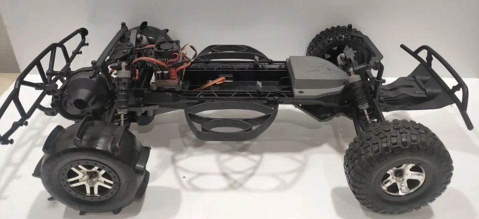 Horizon Hobby ECX Torment 2WD Short Course Truck Brushed - Image 2 of 4