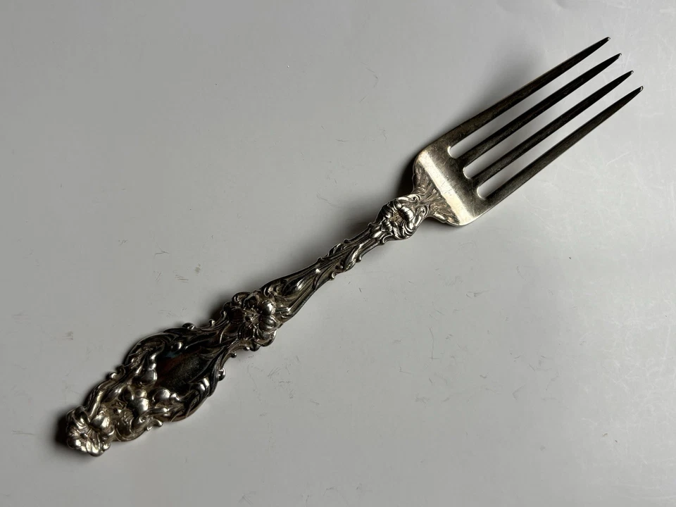 Whiting Lily Sterling Silver Luncheon / Dinner Fork - 6 3/4" - 47g - Image 4 of 4