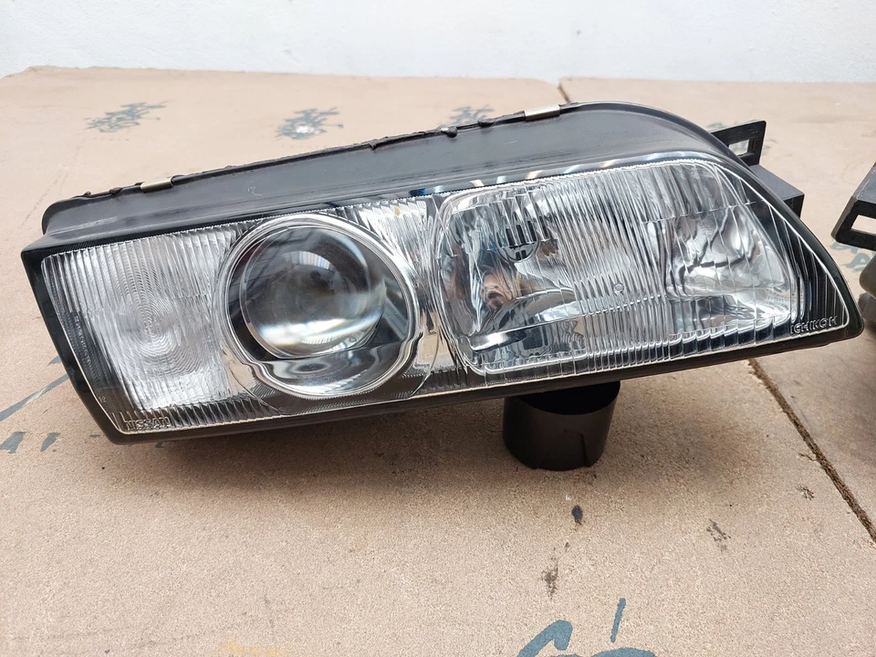 JDM Nissan Skyline R32 GTR GTS BNR32 HCR32 HNR32 Headlights Head Lamp Series 1 - Image 2 of 4