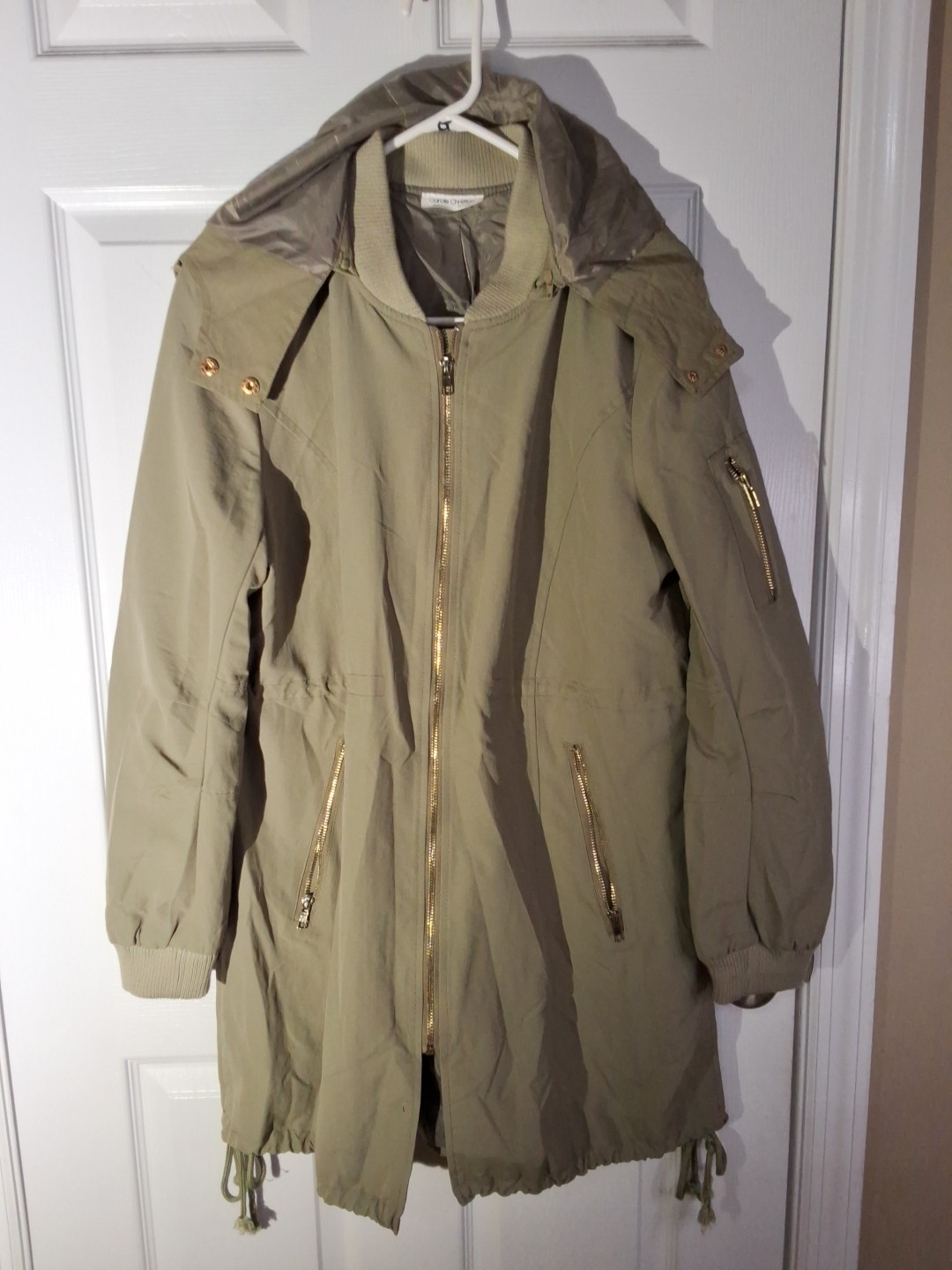 Womens Sz M Zipper Pockets Has Stains