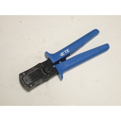 Ay(ฅ'ω'ฅ) 169481-1 Crimp Tool Mfg. TE Connectivity AMP Condition: New