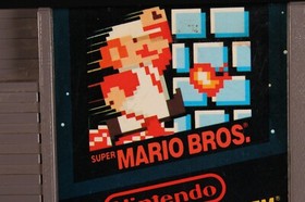 Nintendo Super Mario Bros. / Duck Hunt NES vintage original video game 1985
