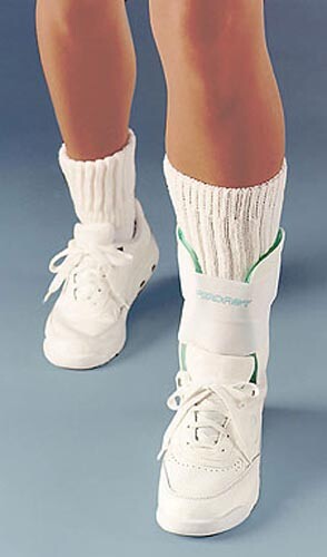 Aircast Sport-Steigbügel Knöchelbandage links Duplex AirCell, Low-Profile für Sneaker - Bild 1 von 1